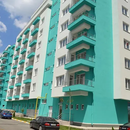 Mamaia Summerland Apartment *